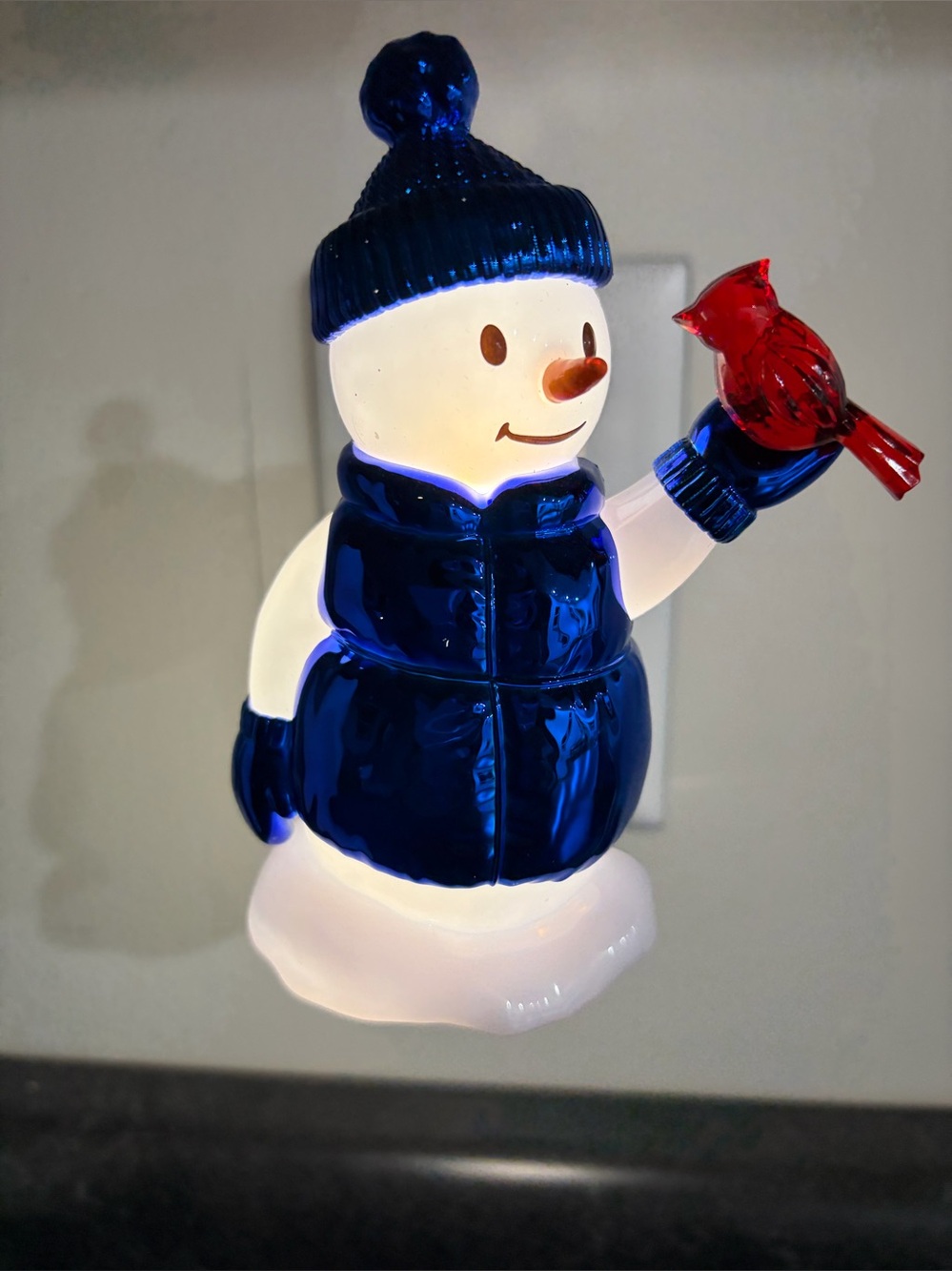 Bath & Body Works Blue Coat Snowman with Red Cardinal wallflower holiday plug in